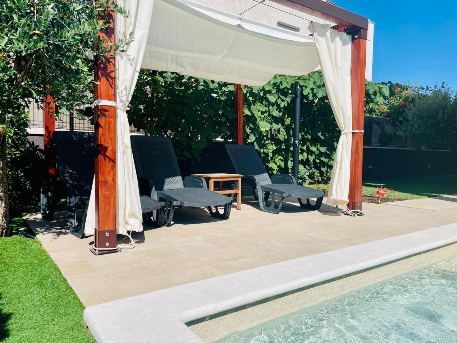 Boutique Apartment With Private Pool For Your Exclusive Use Novigrad Istria 外观 照片