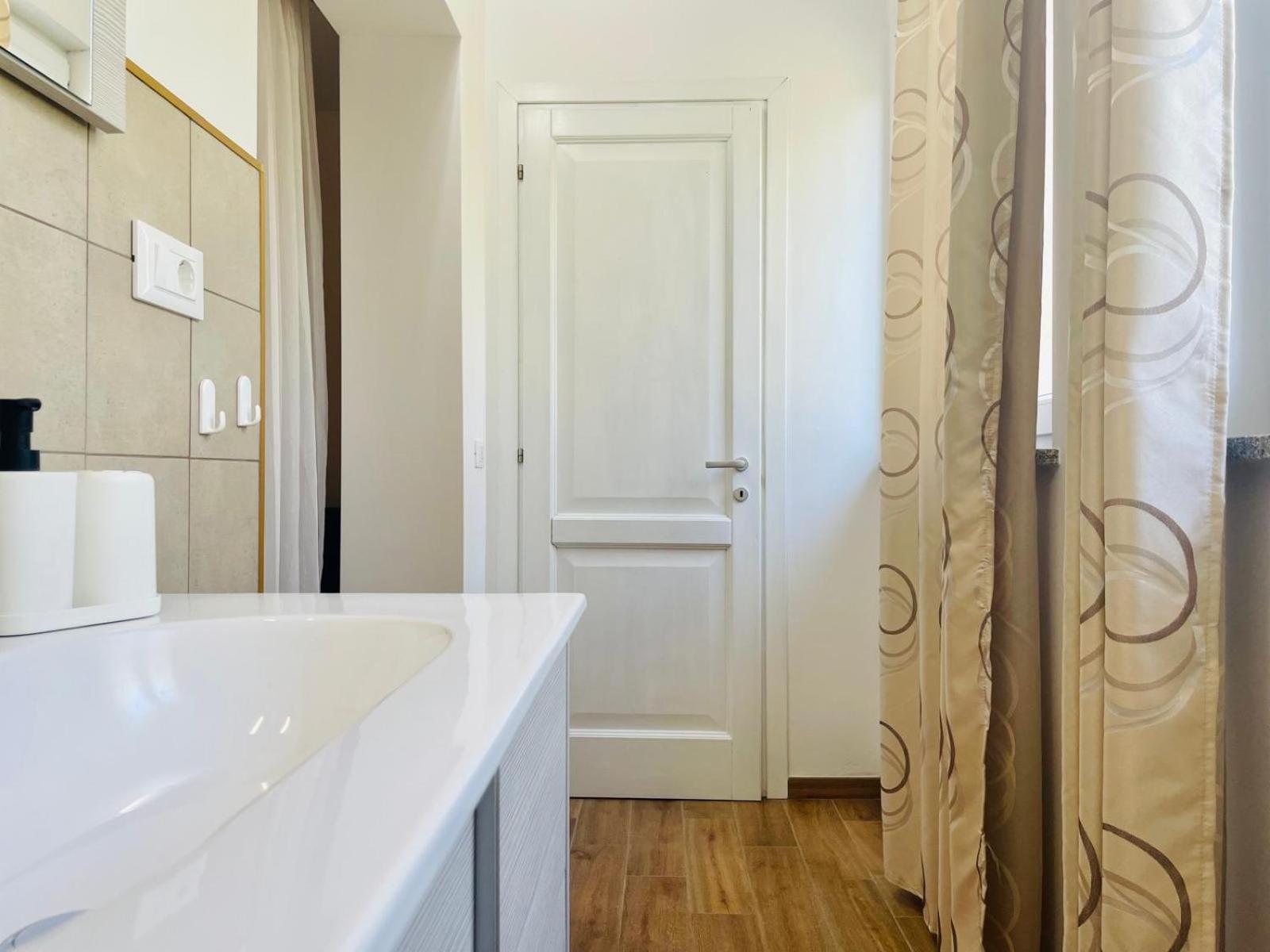 Boutique Apartment With Private Pool For Your Exclusive Use Novigrad Istria 外观 照片